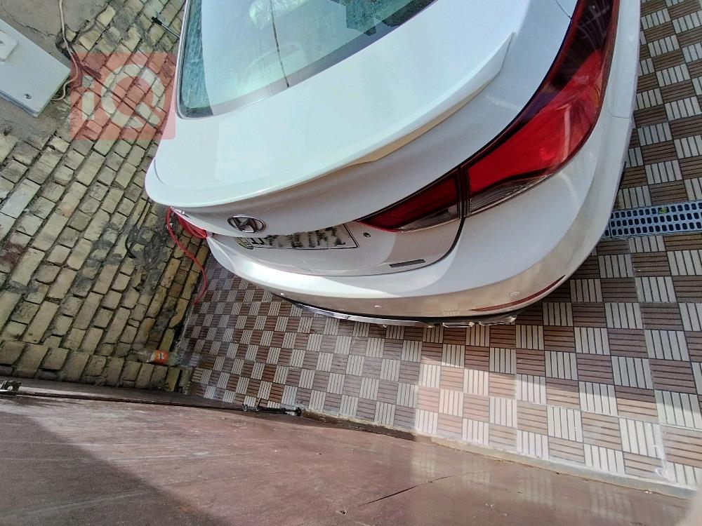 هيونداي النترا